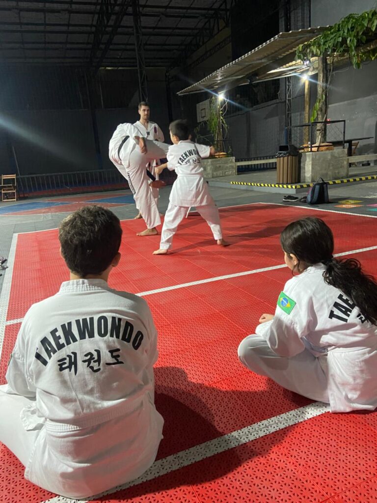 Atividade Extracurricular Taekwondo (18) Taekwondo no colégio ASA